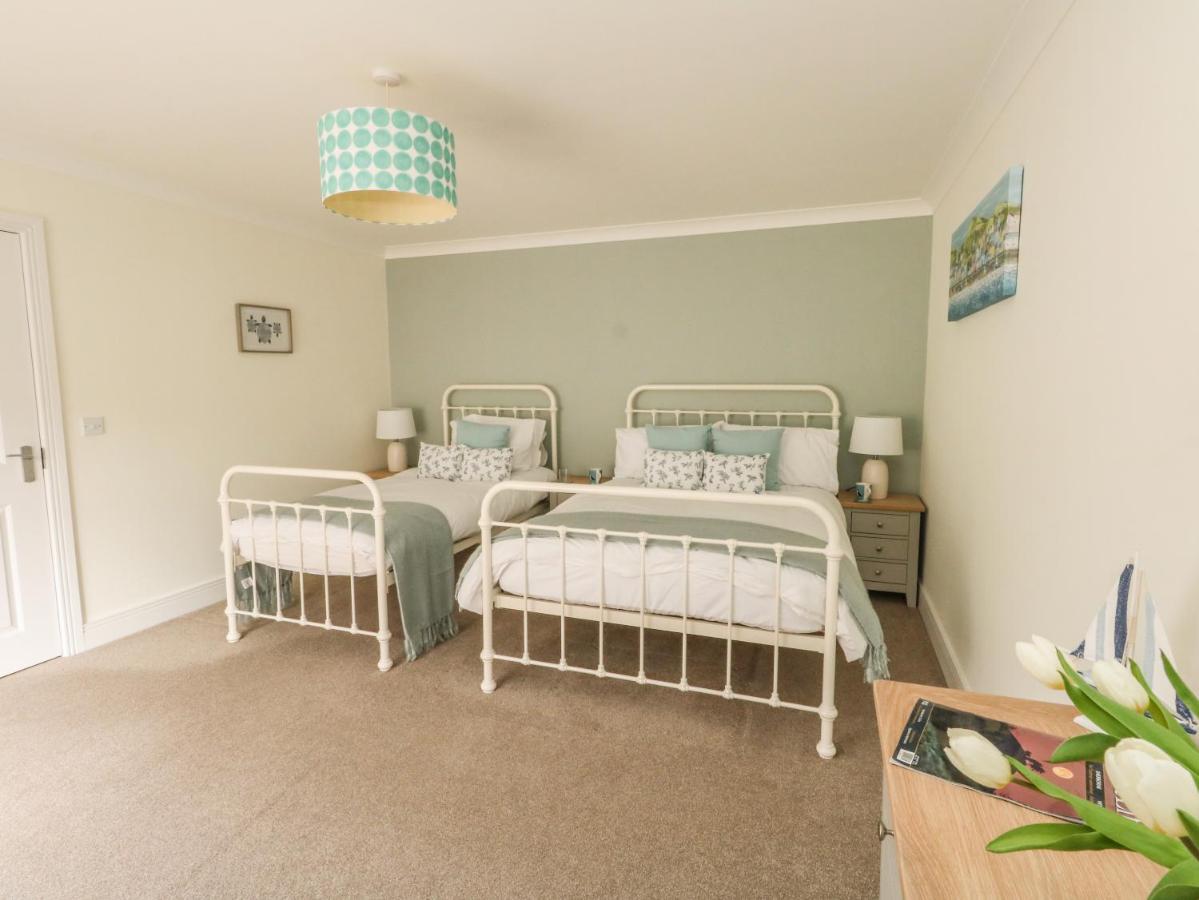 Pebbles Reach Holiday home